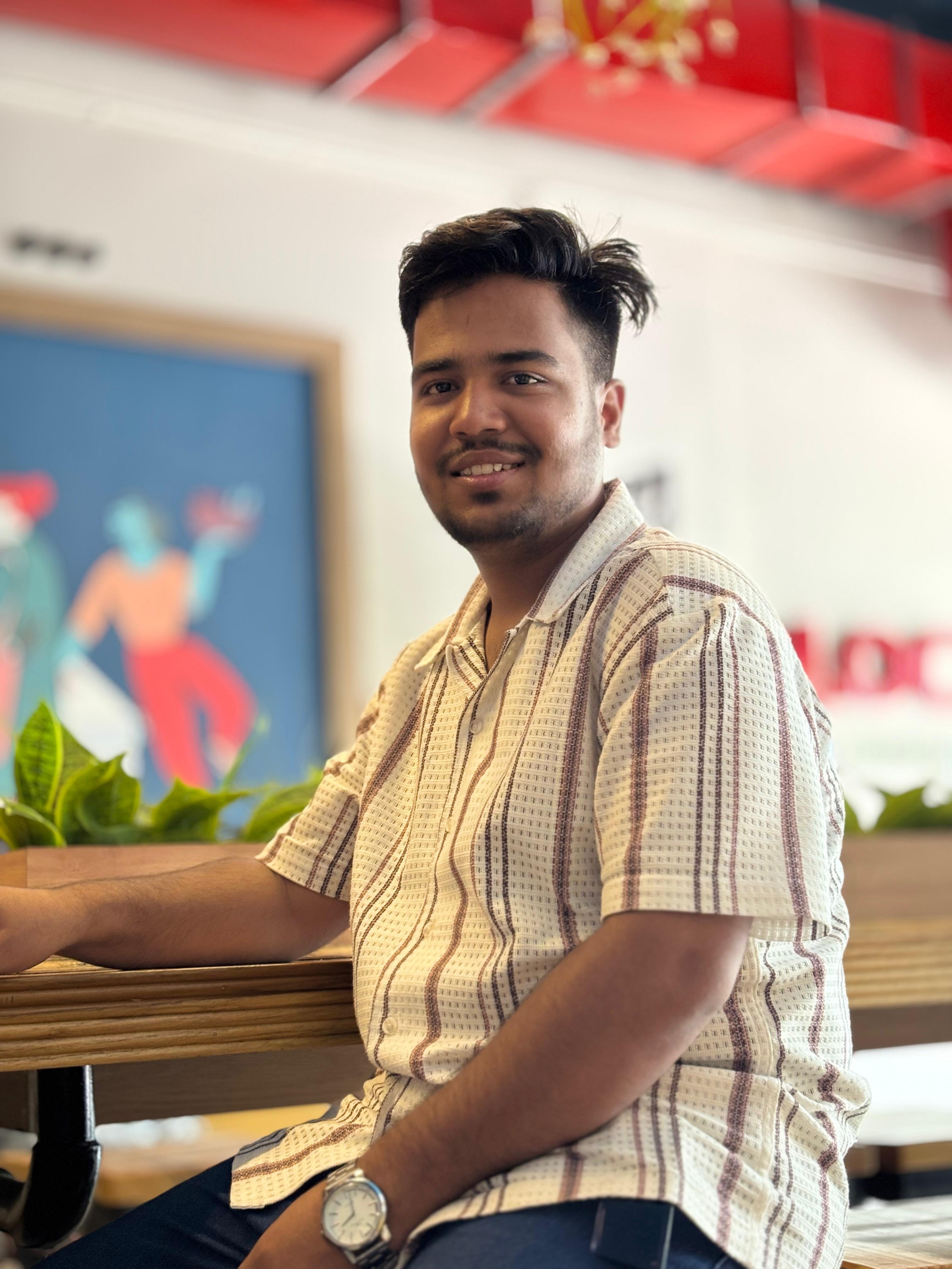 Managing Director of Hariom Tours & Travels